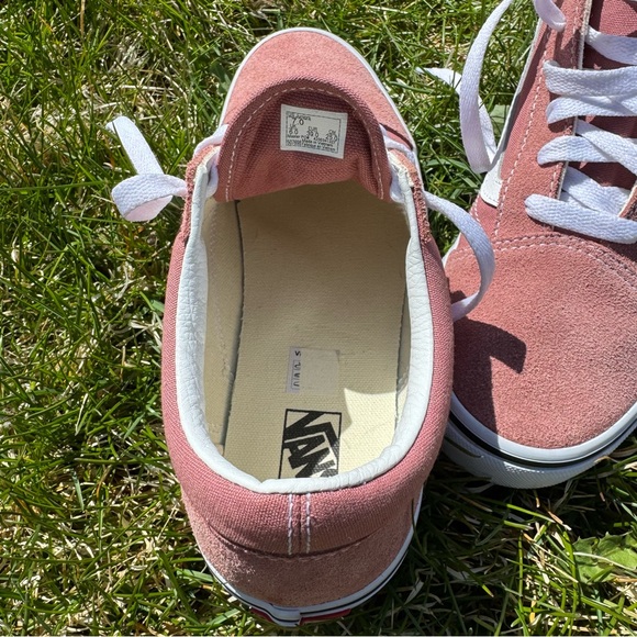 Dusty Pink Old Skool Vans - Picture 5 of 9